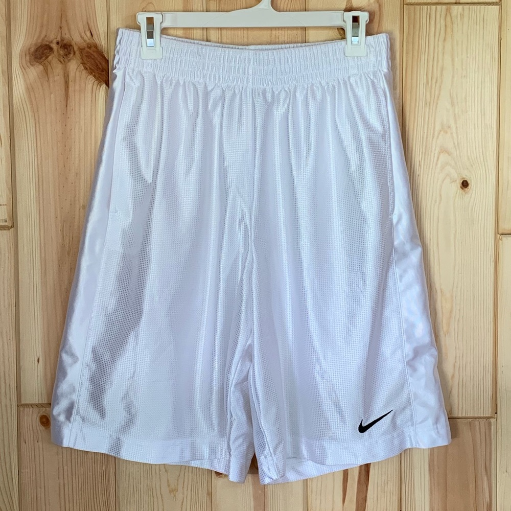 Sold Nike Basketball Men’s White Shorts M - Picture 1 of 4